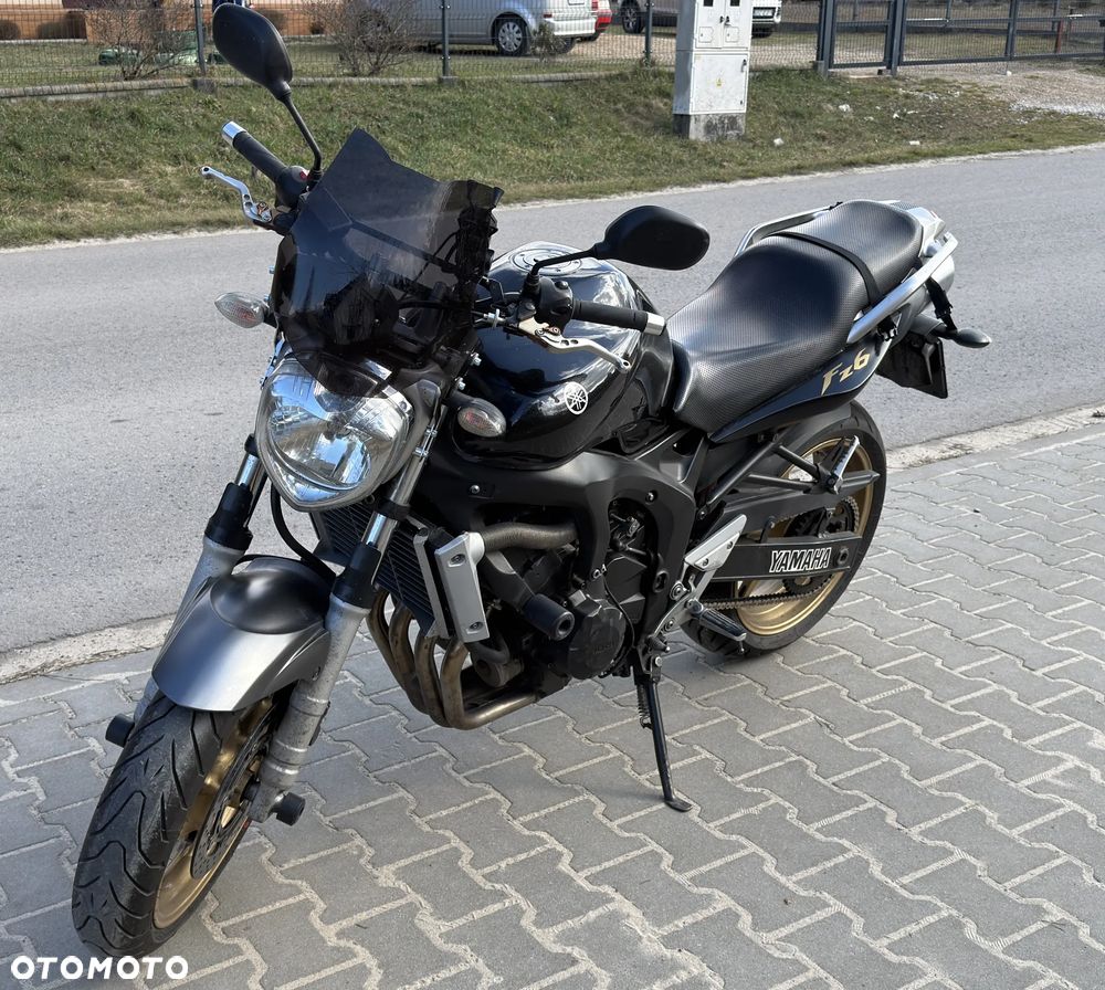 Yamaha FZ6 - 1