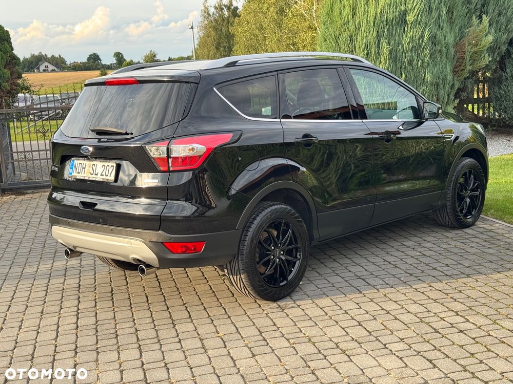 Ford Kuga - 10