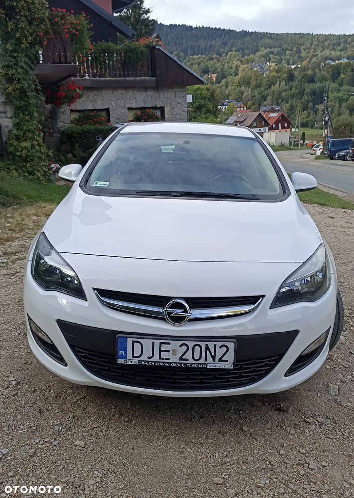 Opel Astra 1.6 EU6 - 2
