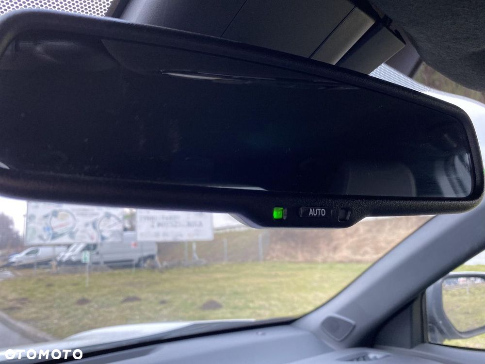 Toyota Yaris Cross Hybrid 1.5 Comfort - 28