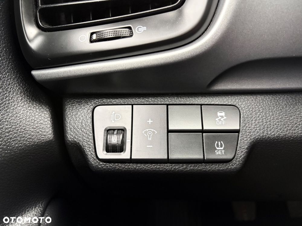 Kia Stonic - 30