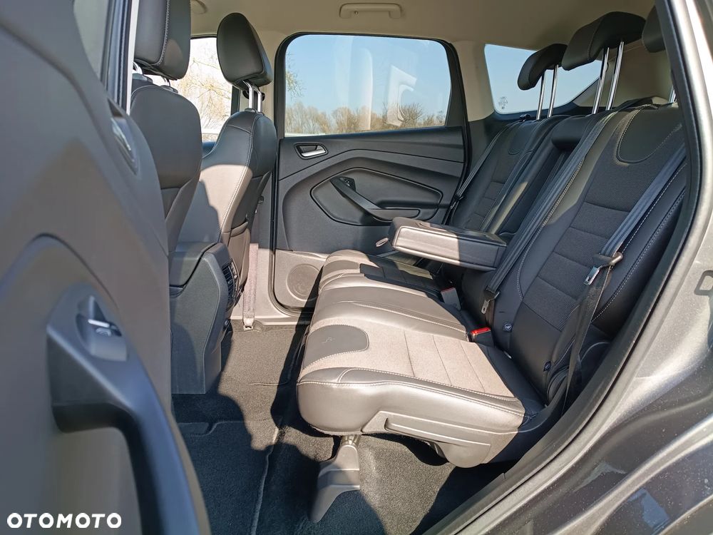 Ford Kuga 2.0 TDCi 4x4 Titanium - 13