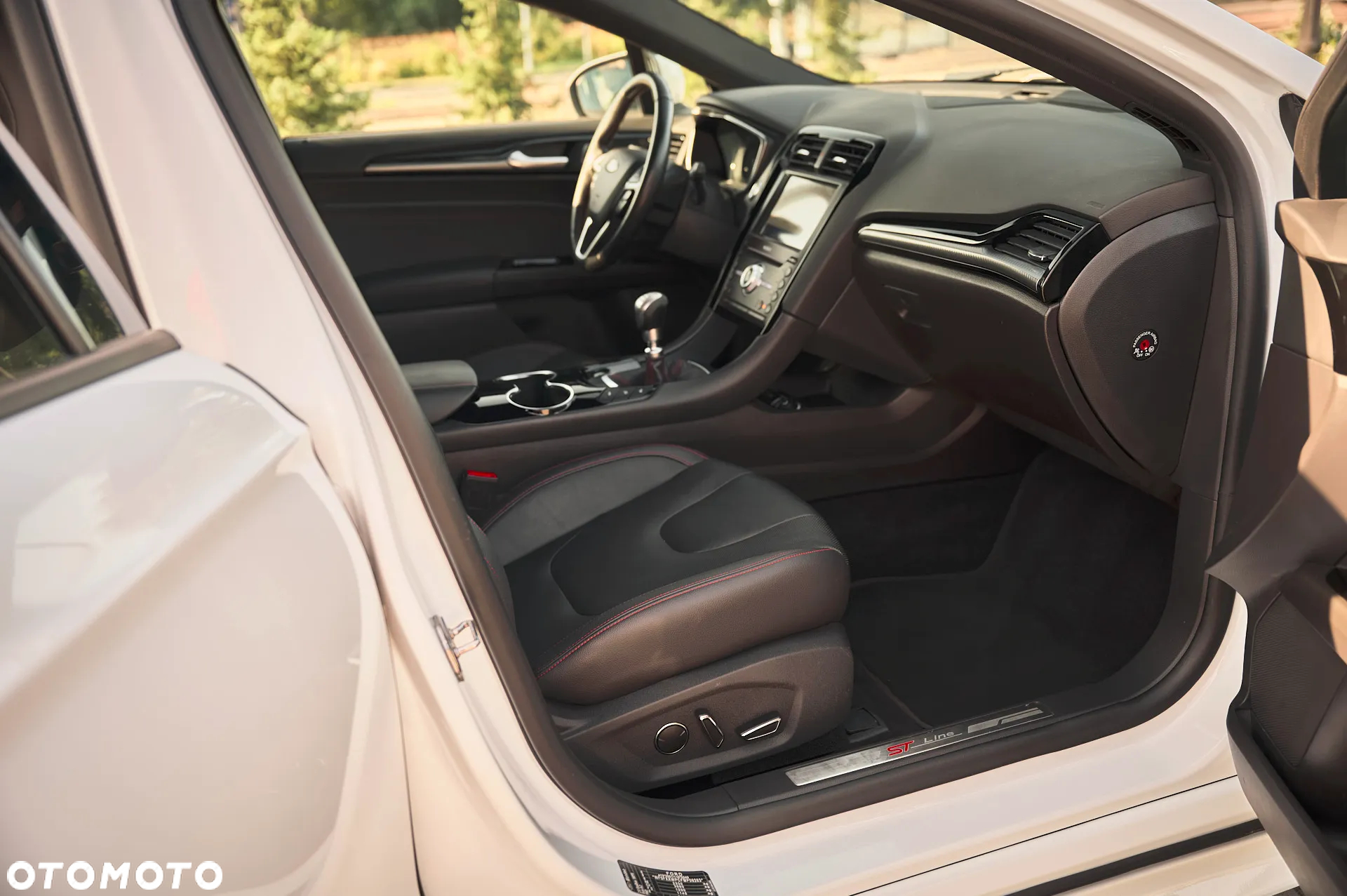 Ford Mondeo 2.0 EcoBlue ST-Line - 16