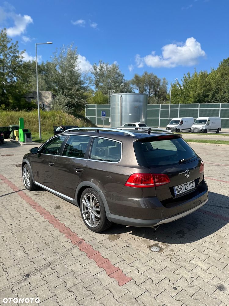 Volkswagen Passat 2.0 TDI 4Mot Highline DSG - 6