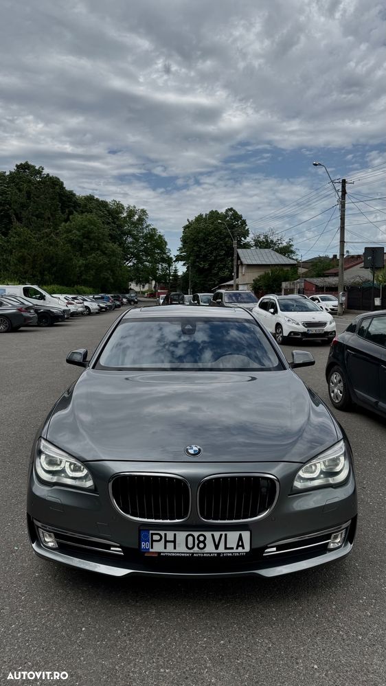 BMW Seria 7 740d xDrive - 2