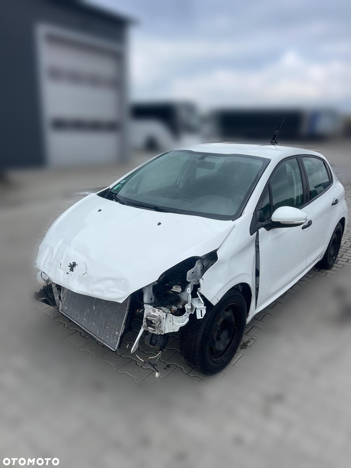 Peugeot 208 1.6 BlueHDi Active - 5
