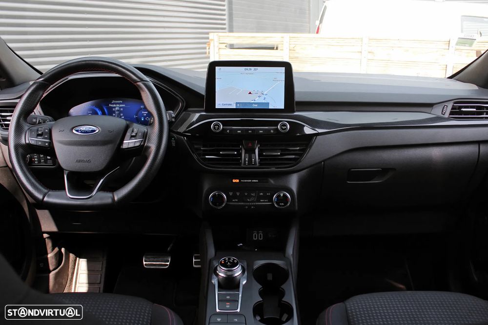 Ford Kuga 2.5 FHEV ST-Line - 26