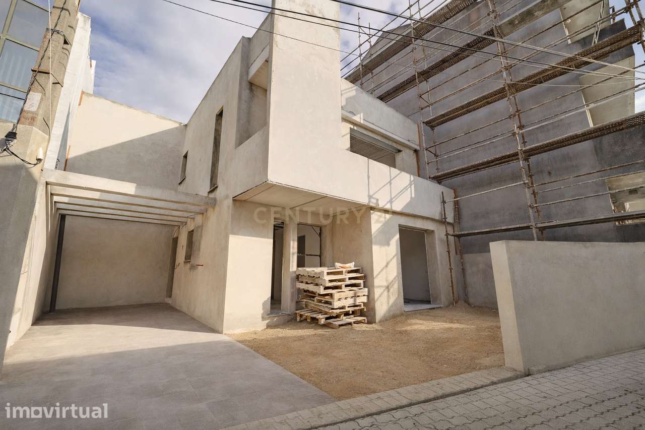 Moradia T4 em Construção com Piscina – Vale de Gatos, Seixal - Grande imagem: 4/32