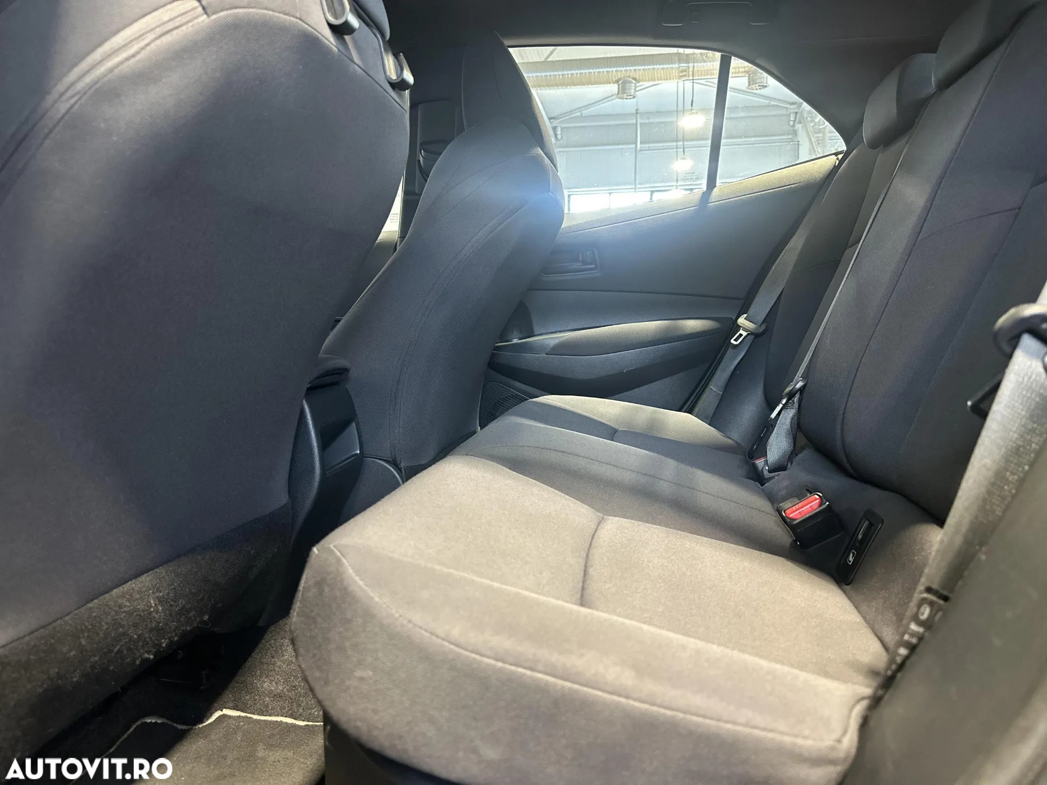 Toyota Corolla - 12