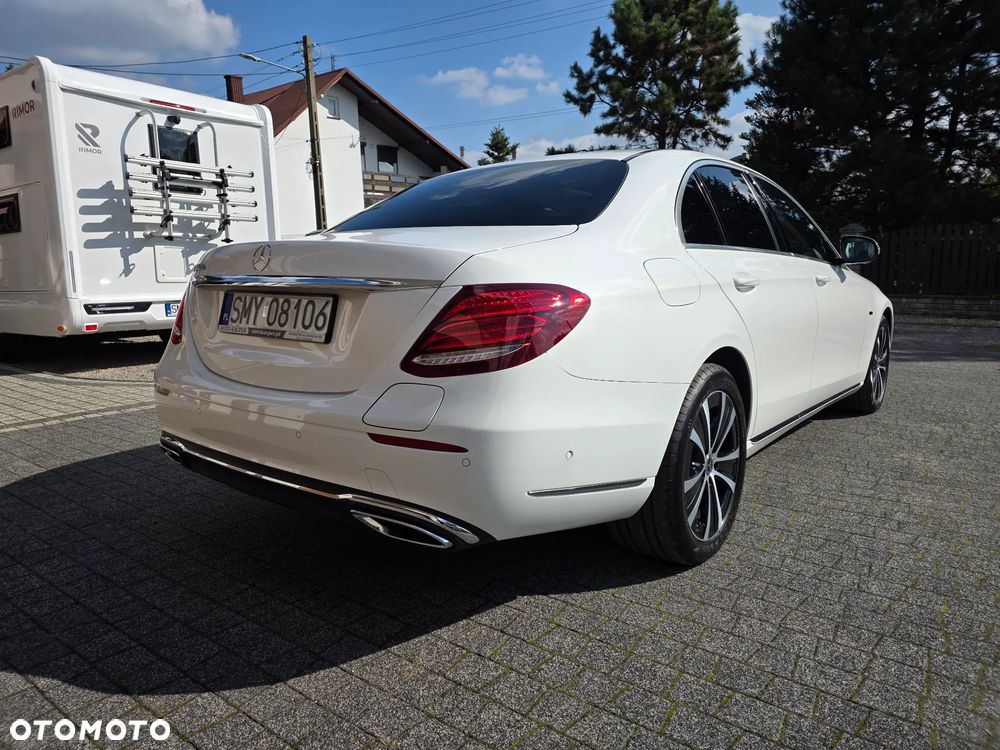 Mercedes-Benz Klasa E 300 de 9G-TRONIC Exclusive - 3