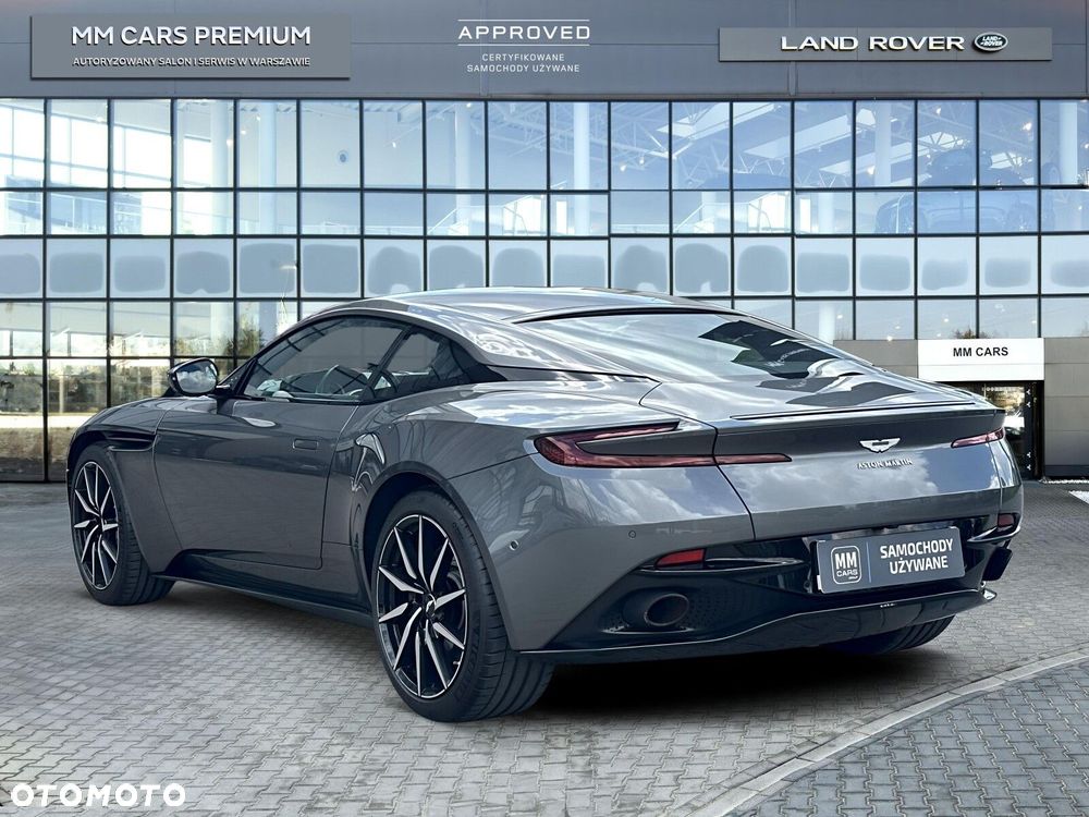 Aston Martin DB11 V8 - 3