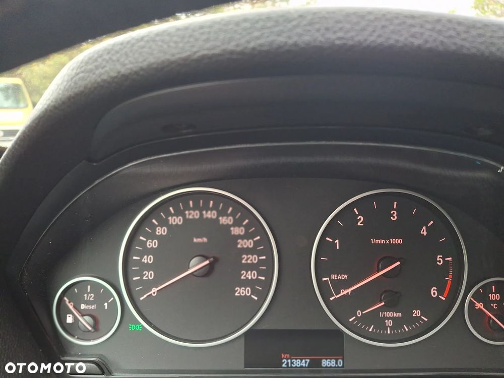 BMW 3GT 318d Luxury Line - 13