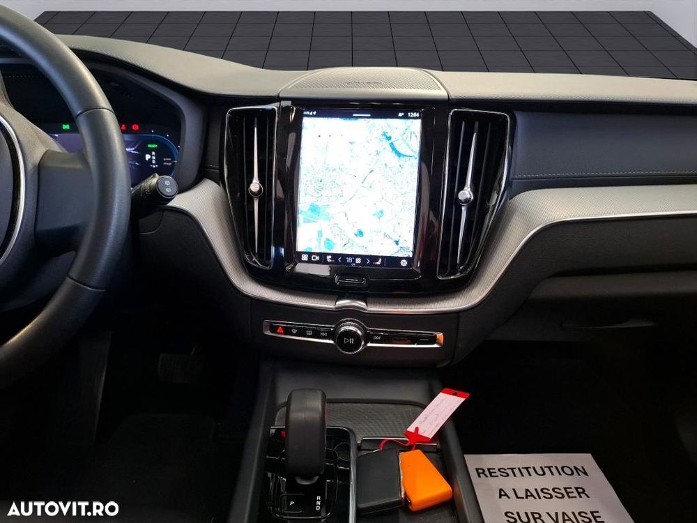 Volvo XC 60 T6 AWD Recharge Plus Bright - 9