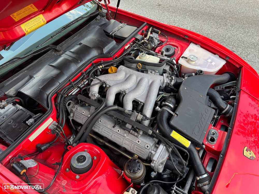 Porsche 944 Turbo S - 11