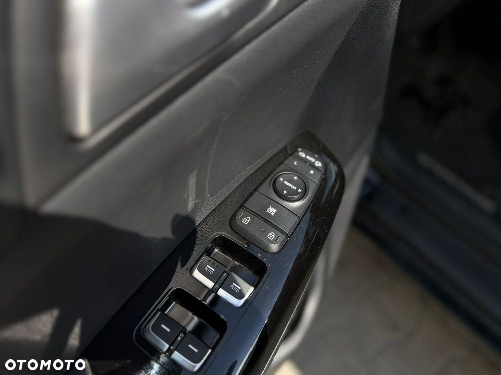 Kia Sportage 1.6 CRDI Black Edition 2WD - 13
