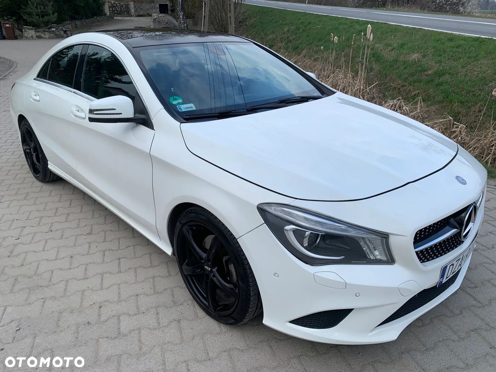 Mercedes-Benz CLA 200 Urban - 14