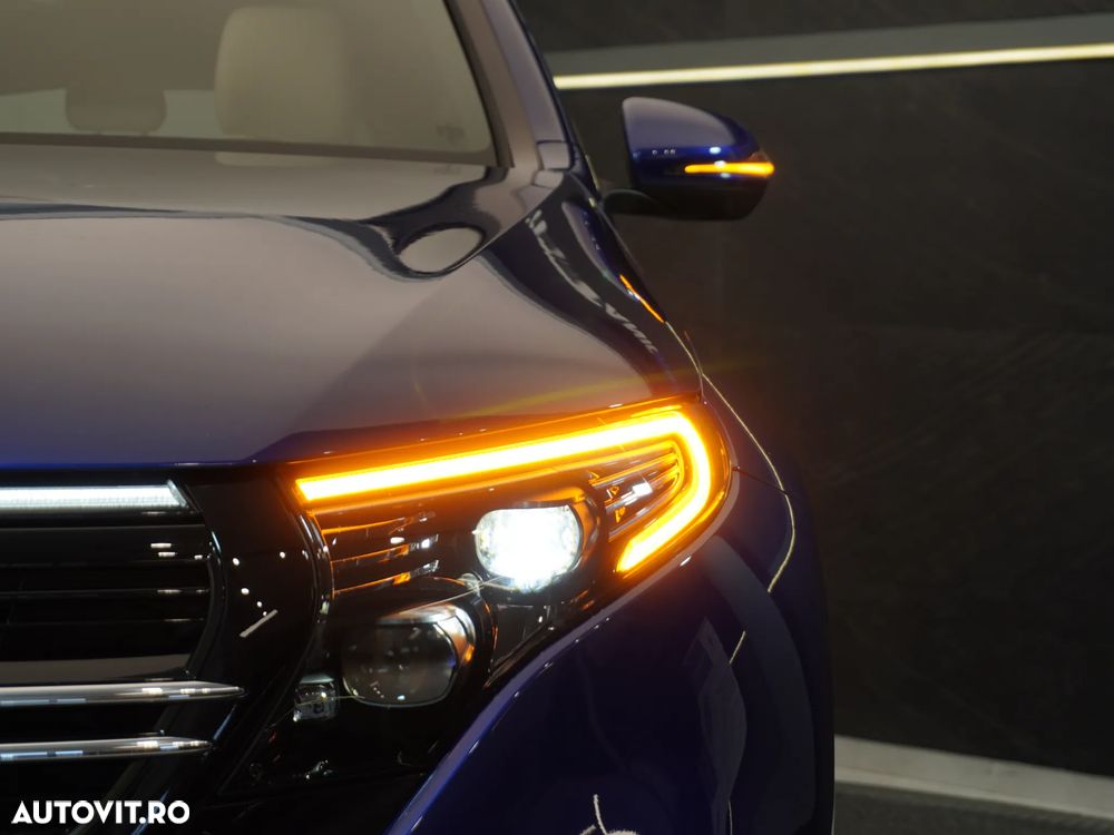 Mercedes-Benz EQC 400 4MATIC - 10