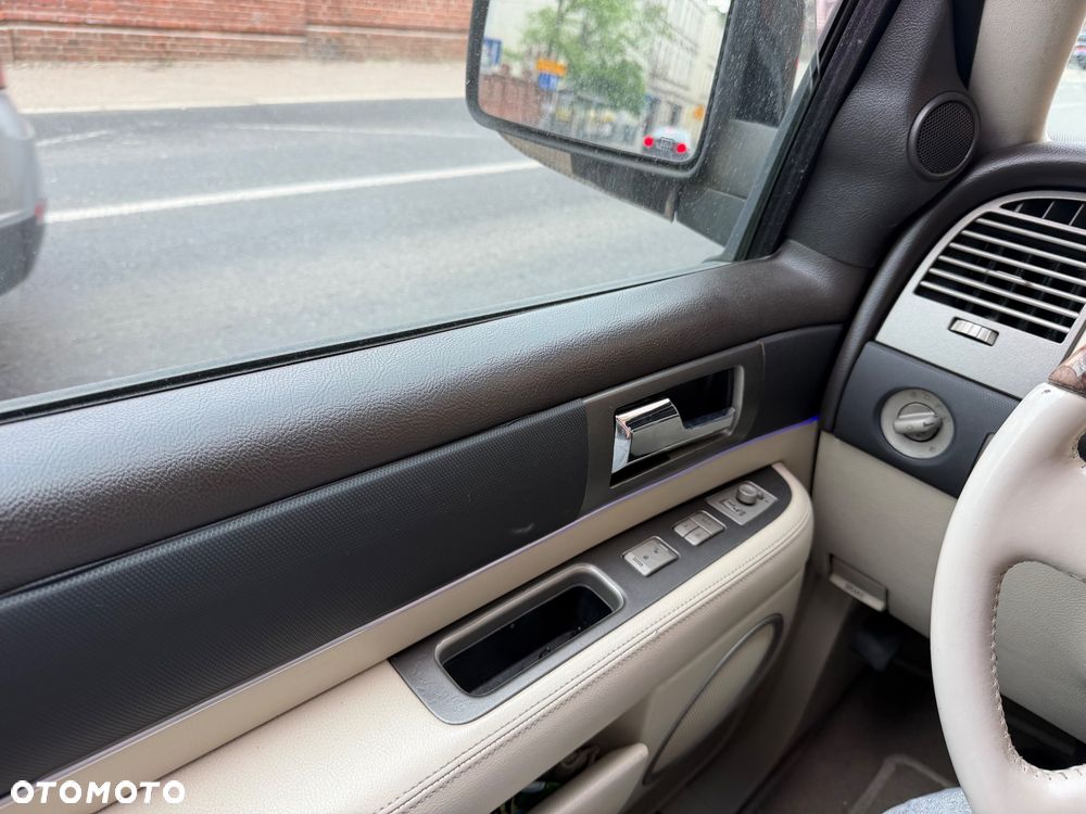 Lincoln Navigator 5.4 - 28