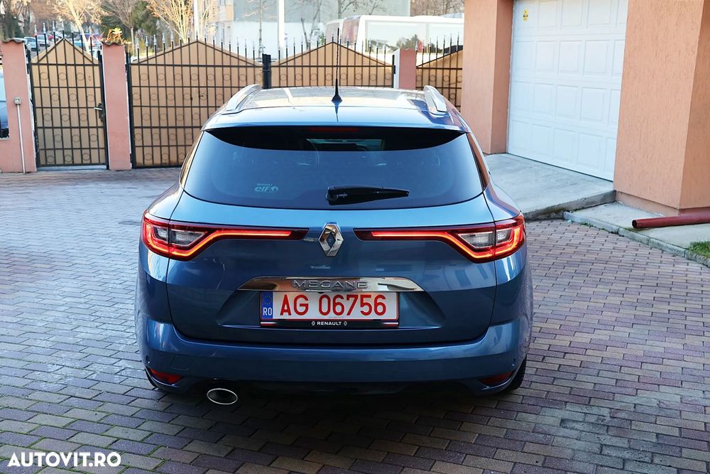 Renault Megane BLUE dCi 115 BOSE EDITION - 14