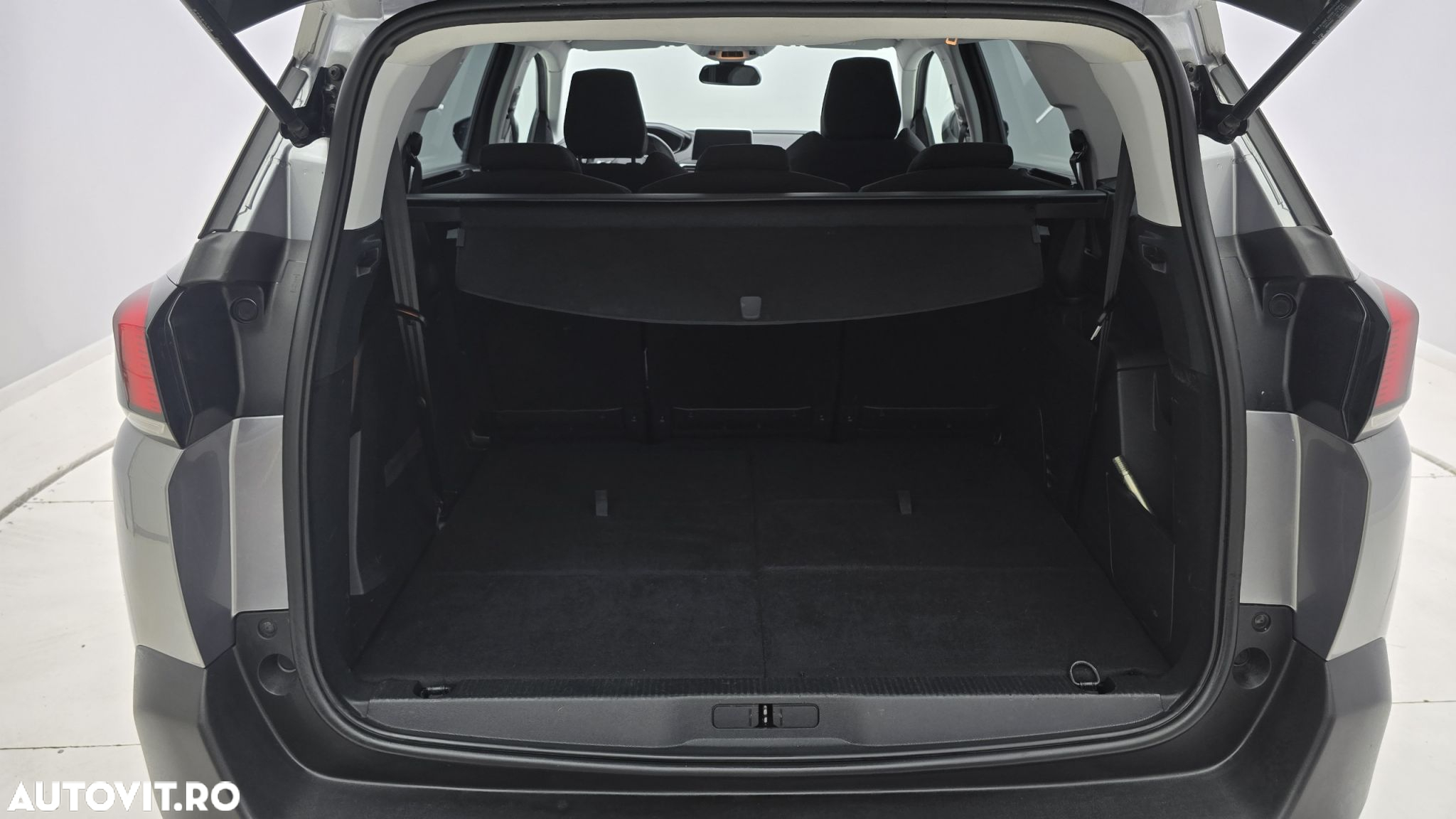 Peugeot 5008 - 25