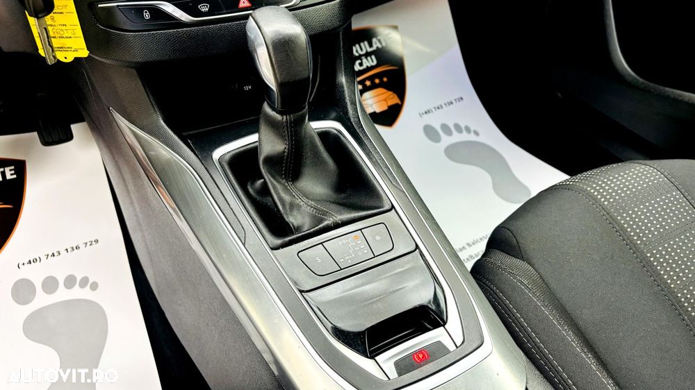 Peugeot 308 - 15