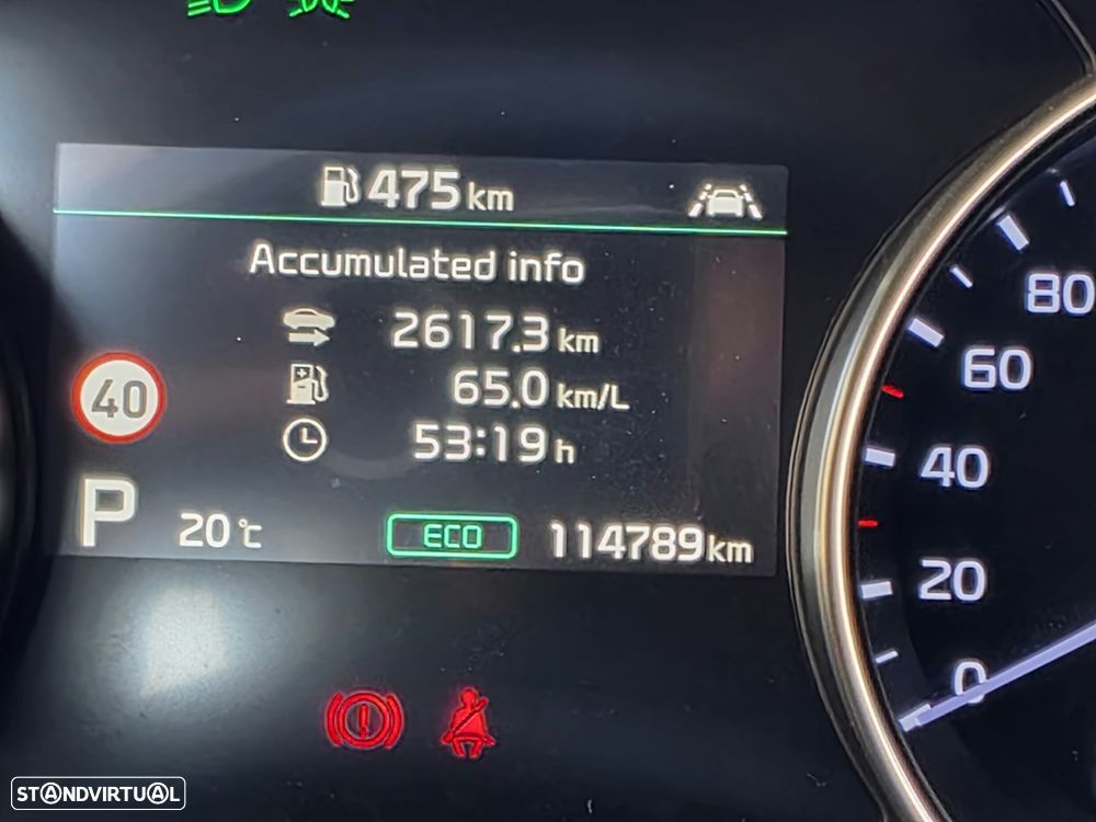 Kia XCeed - 31