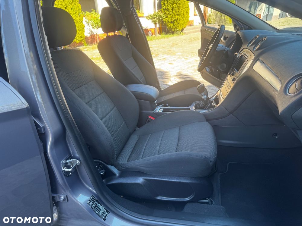 Ford Mondeo 1.6 T Titanium - 12
