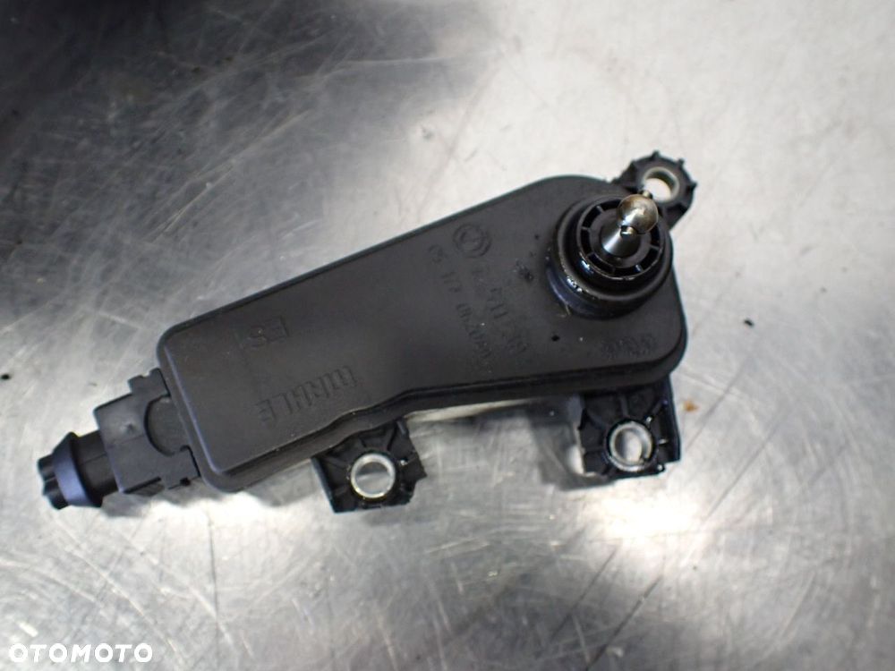 KOLEKTOR SSĄCY BMW E90 320I 7511383 - 9