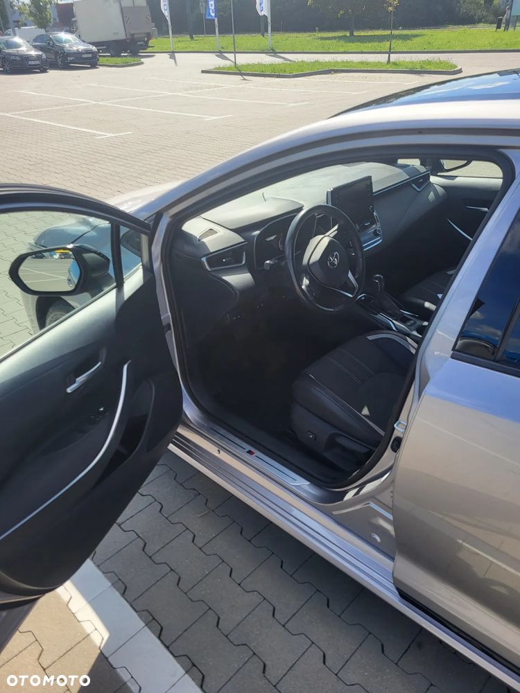 Toyota Corolla 1.8 Hybrid GR Sport - 9
