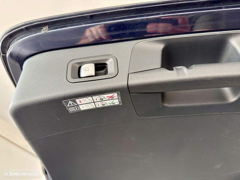 Mercedes-Benz C 180 d Station 9G-TRONIC Avantgarde - 26