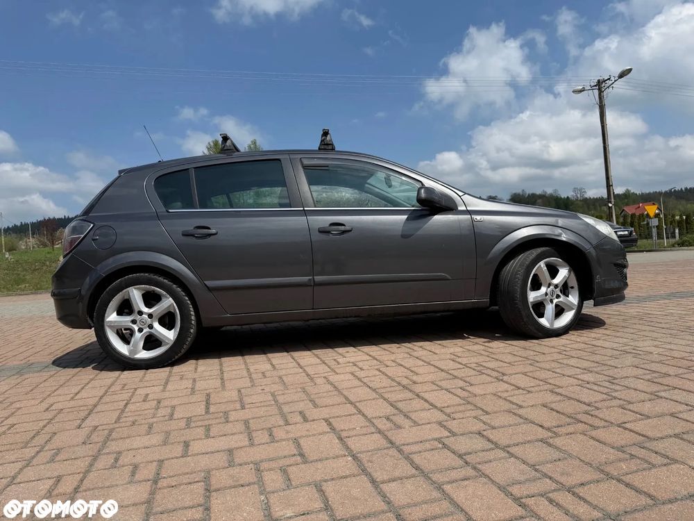 Opel Astra 1.7 CDTI DPF Edition 111 Jahre - 4
