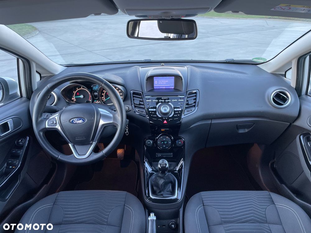 Ford Fiesta 1.0 EcoBoost Titanium - 14