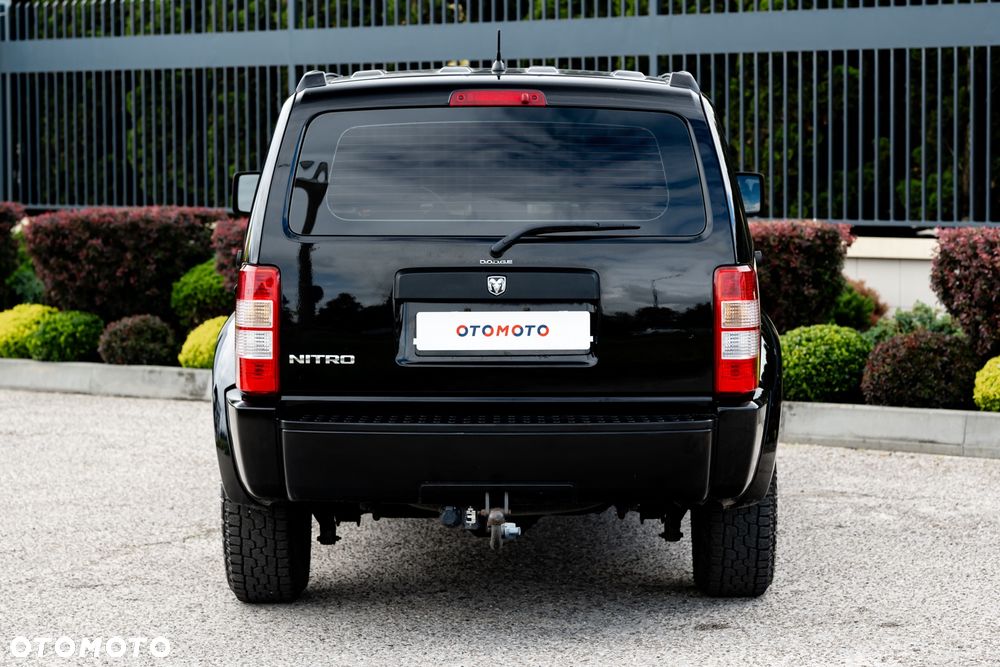 Dodge Nitro 3.7 V6 SLT - 11