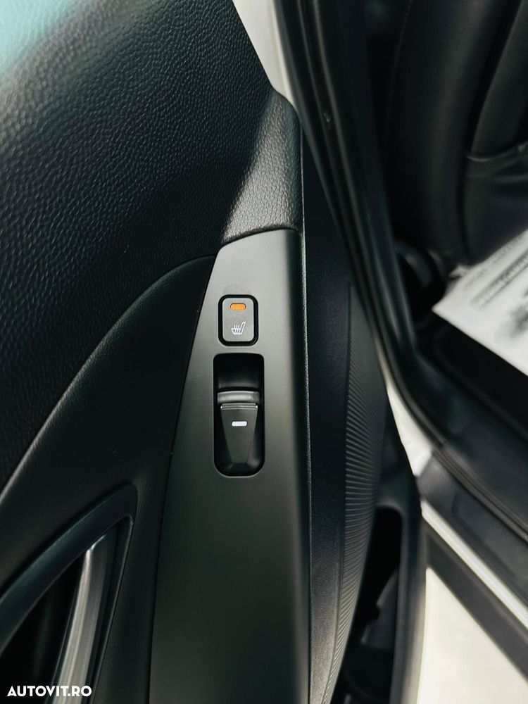 Hyundai ix35 2.0 CRDI 2WD Style - 16