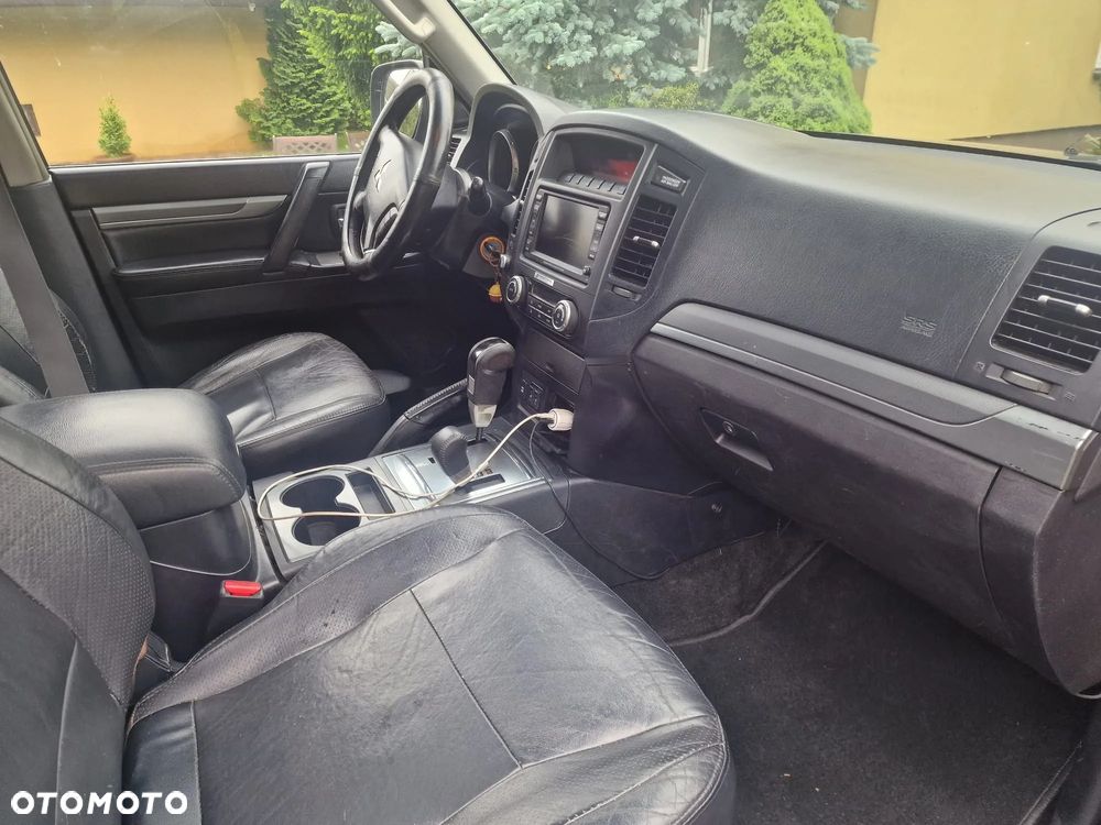Mitsubishi Pajero 3.2 DID Instyle - 4