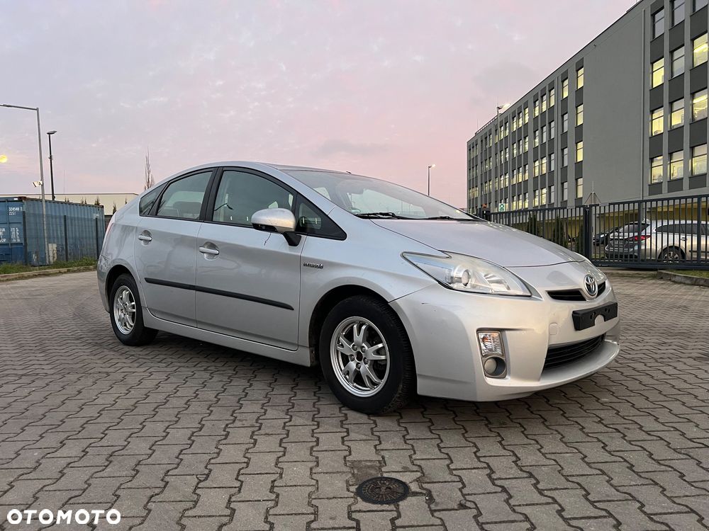 Toyota Prius - 1