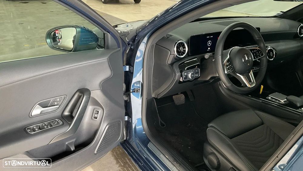 Mercedes-Benz A 250 e Style Plus - 14