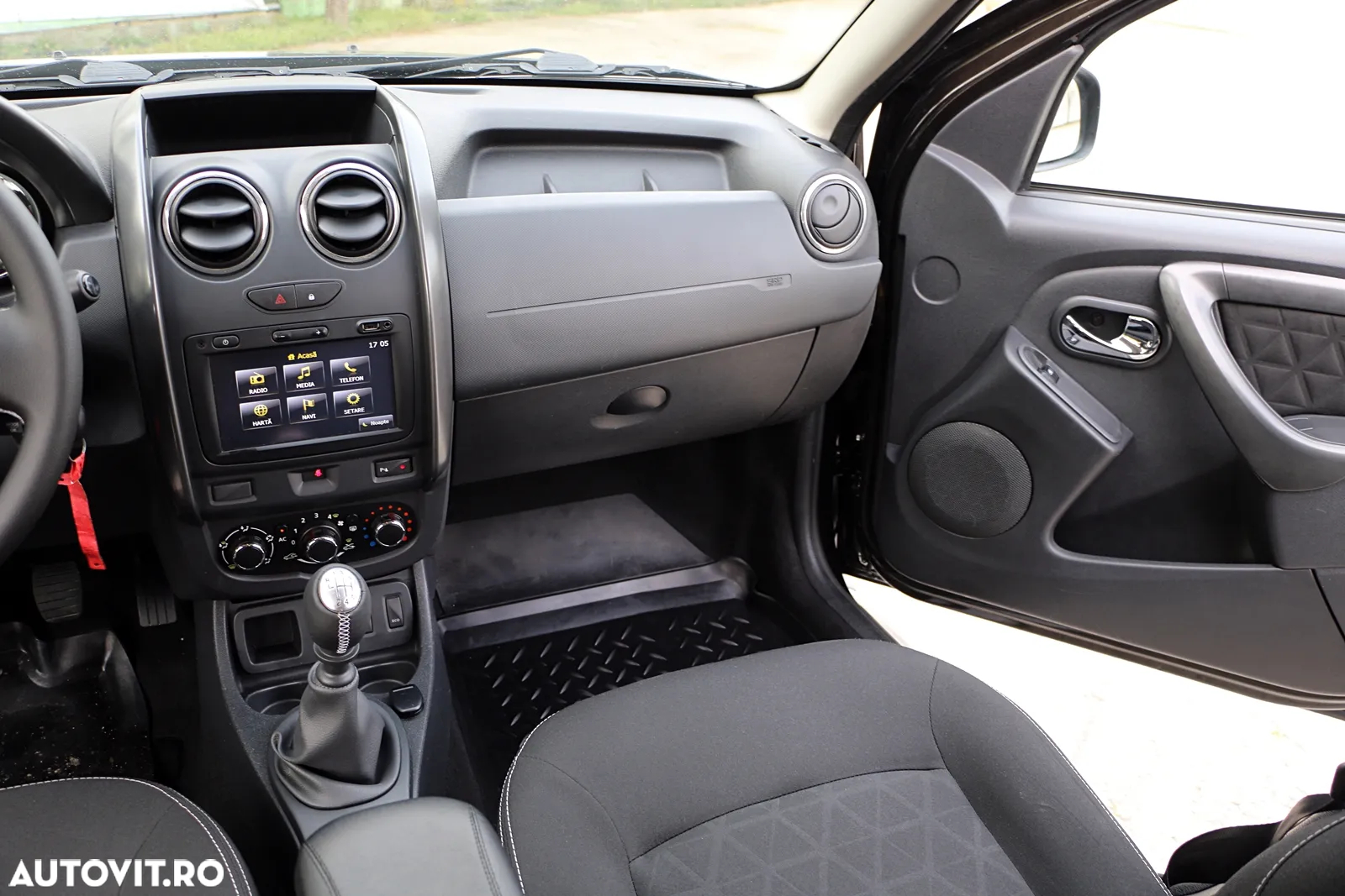 Dacia Duster 1.5 dCi 4x2 Laureate - 21