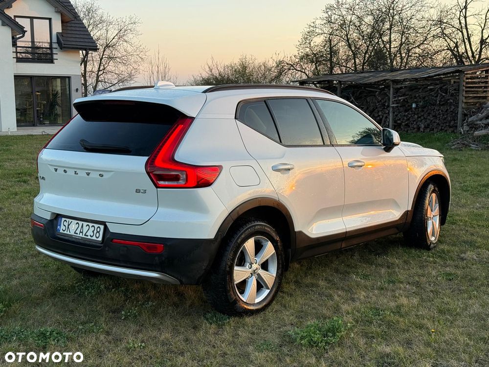 Volvo XC 40 B3 Essential - 6