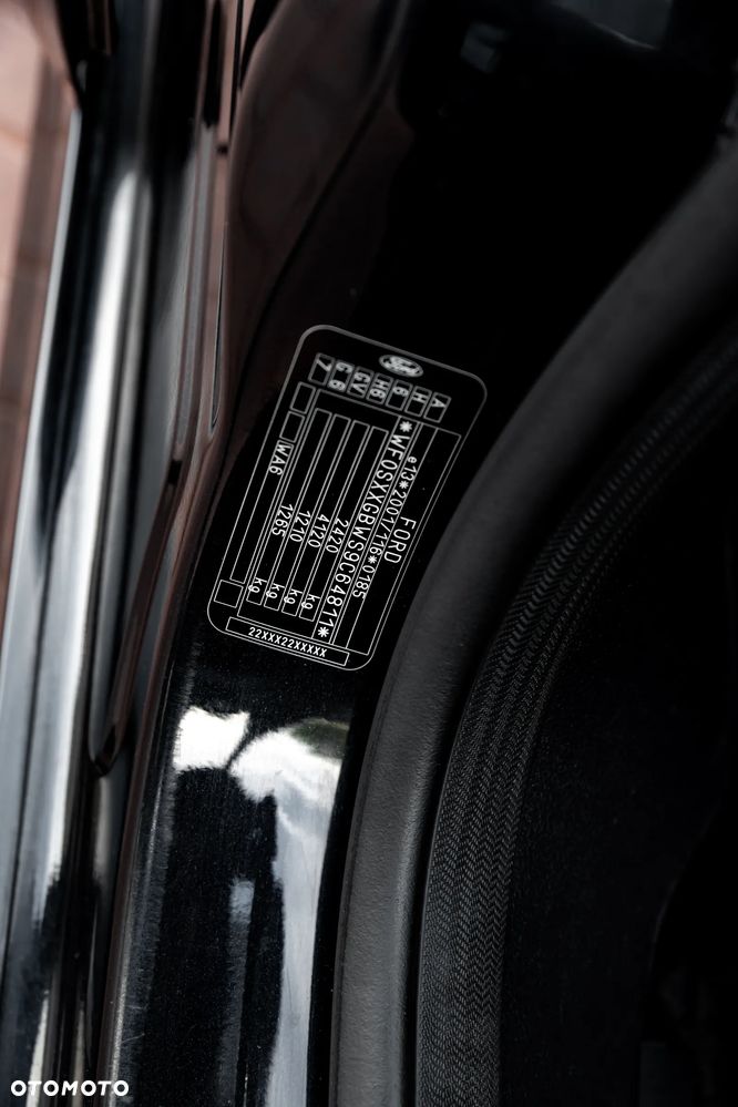 Ford S-Max 2.5 Titanium - 26