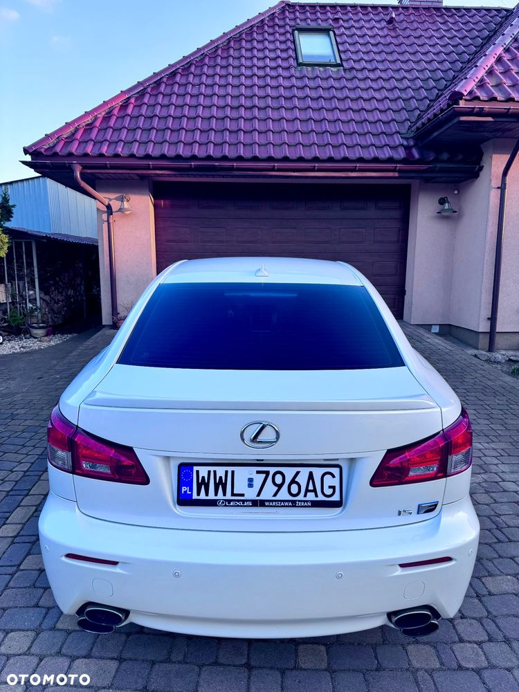 Lexus IS - 9
