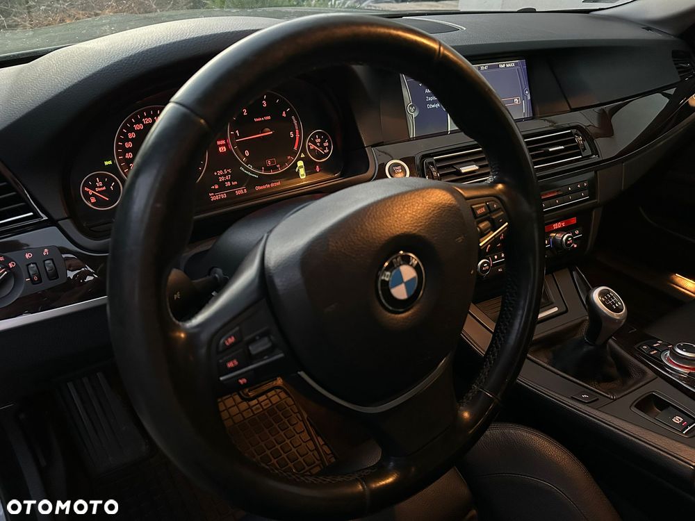 BMW Seria 5 - 15