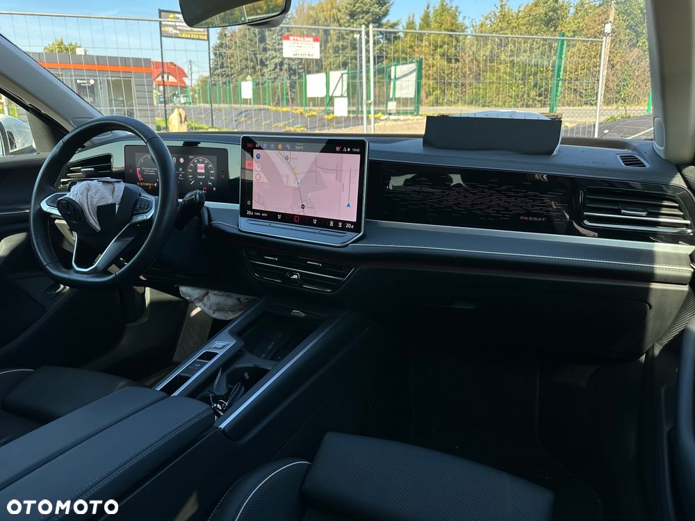 Volkswagen Passat - 19