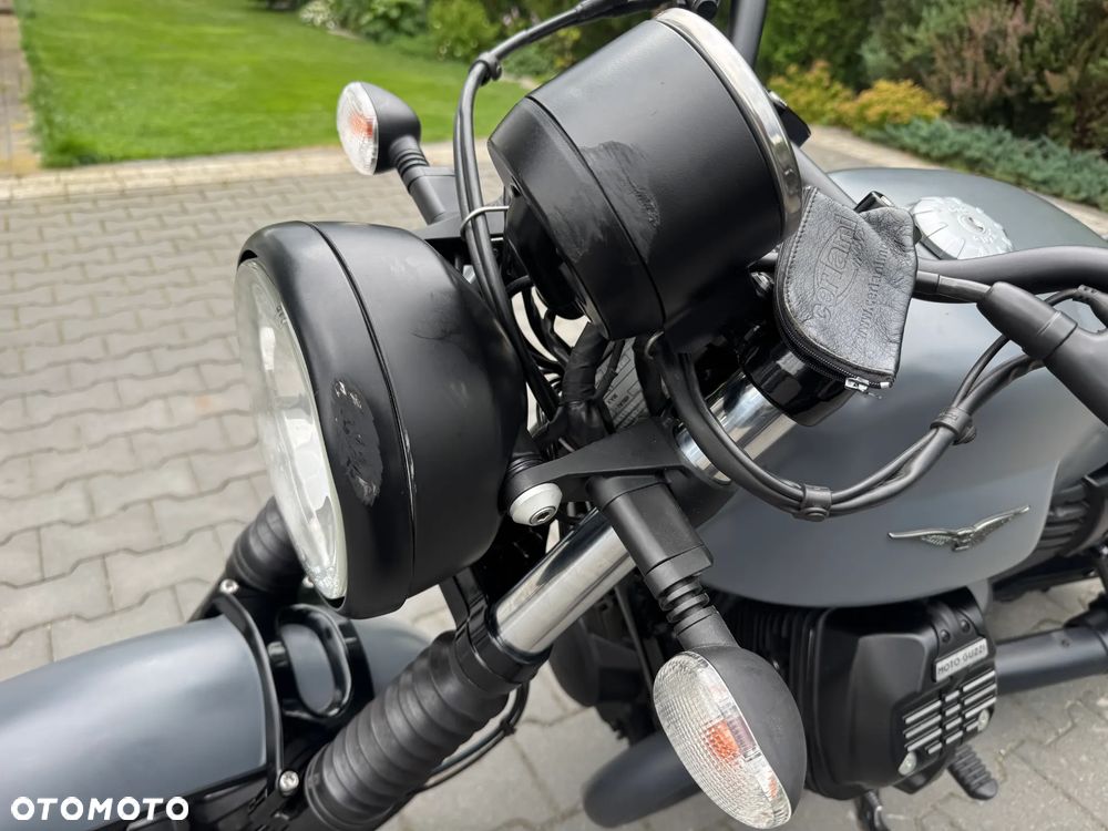 Moto Guzzi V7 - 25