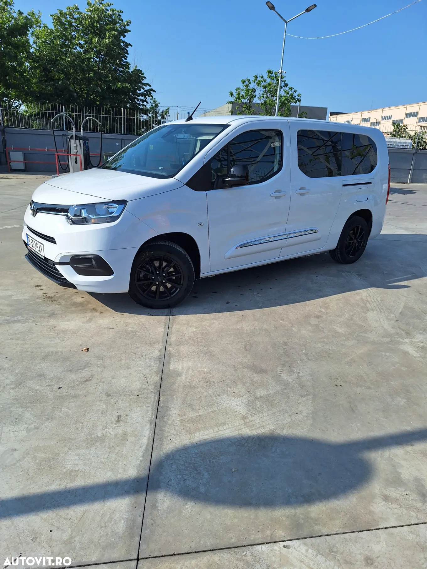 Toyota Proace City Verso 1.5 D-4D 102CP 5MT 4+1 L2H1 Family - 2