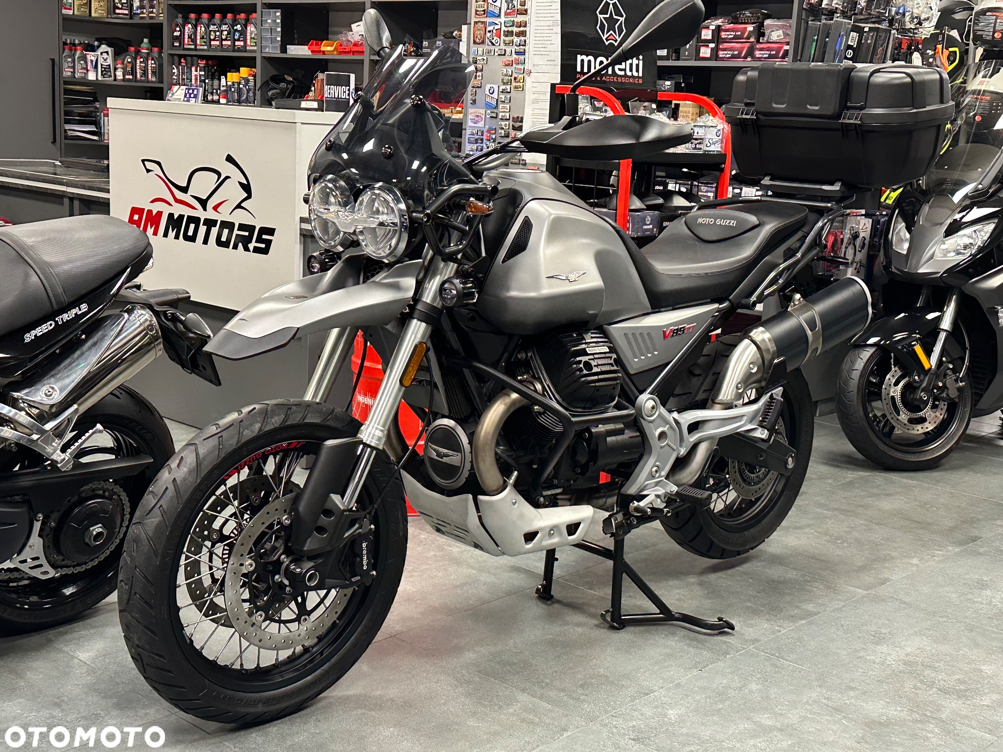 Moto Guzzi V85 - 39