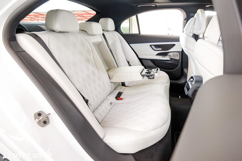Mercedes-Benz E 200 9G-TRONIC - 16