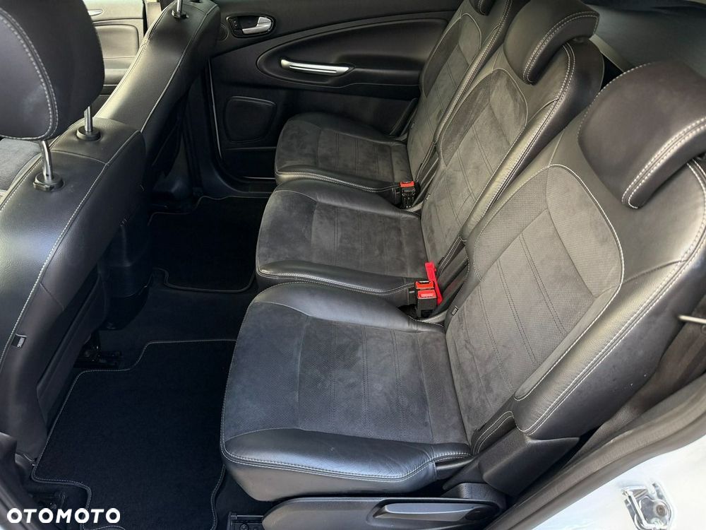 Ford S-Max 2.0 TDCi DPF Titanium X - 20