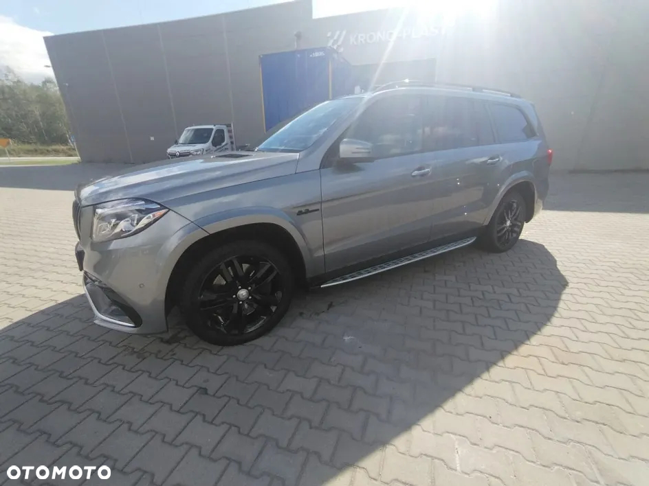 Mercedes-Benz GL 350 BlueTec 4-Matic - 2