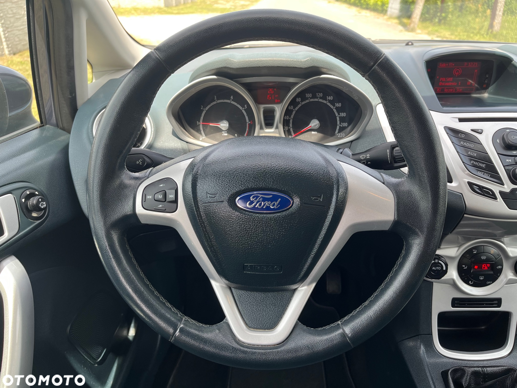 Ford Fiesta 1.4 Titanium X - 19